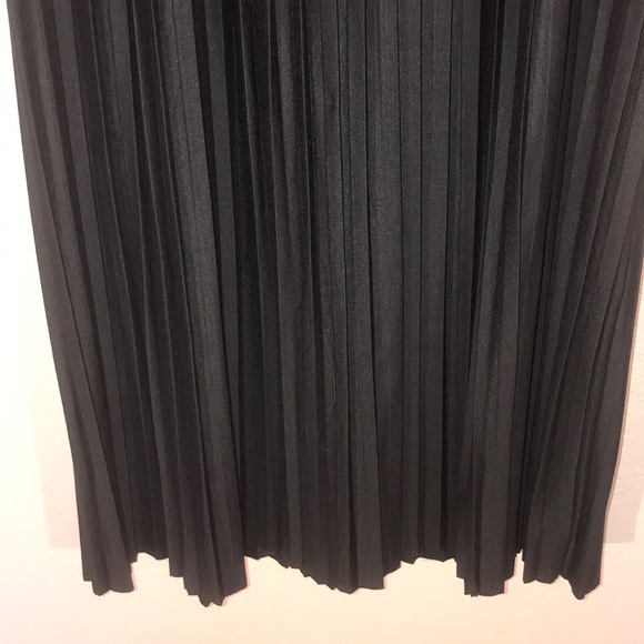 Angela Mara Italy NWT 2019 Pleated Midi Skirt - Picture 3 of 3